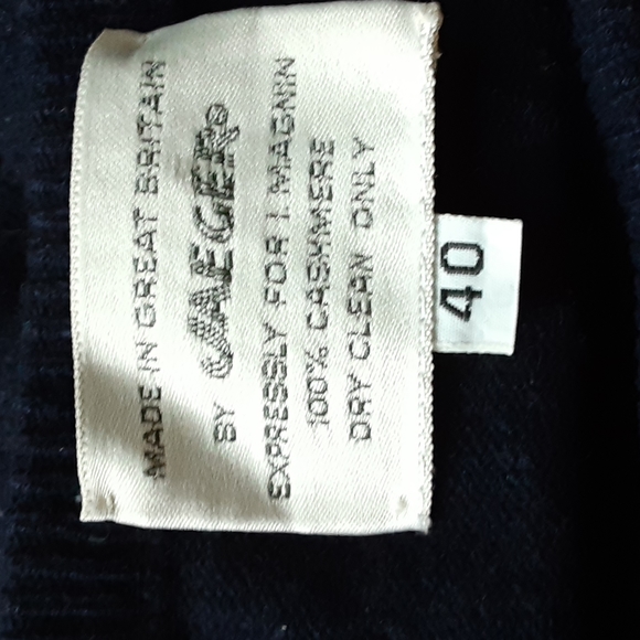 Jaeger black 100% cashmere sweater sz 40 - Picture 3 of 4